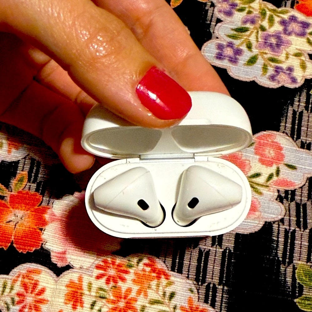Apple AirPods